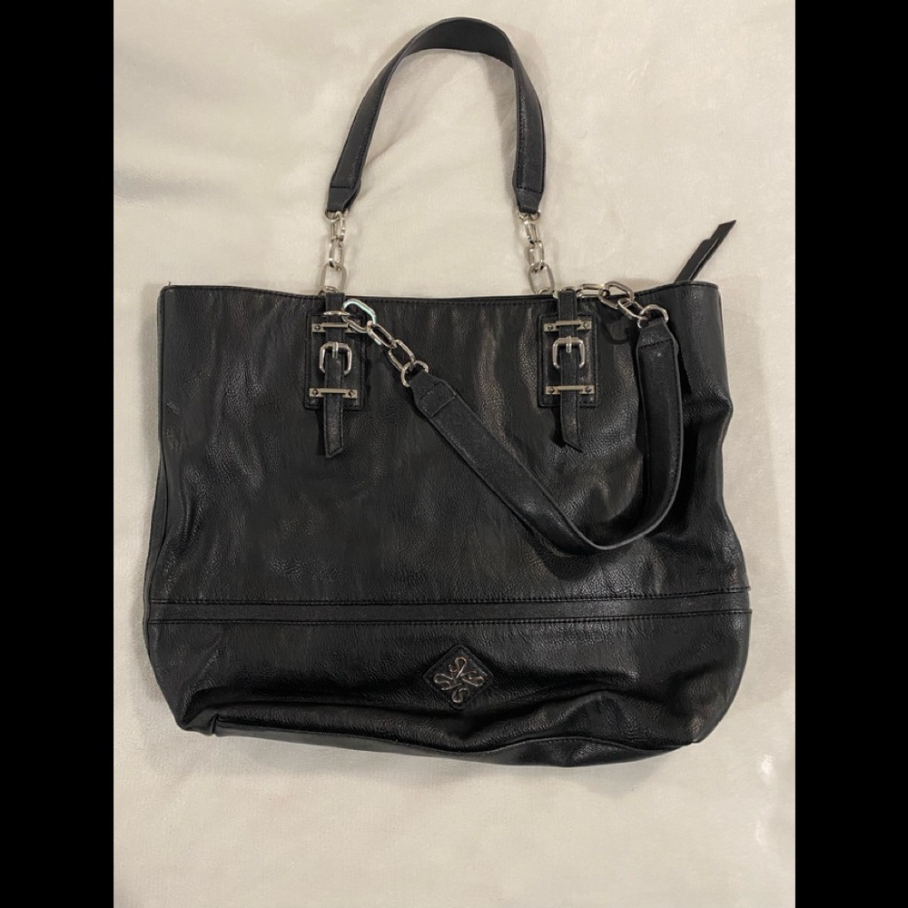 Black Simply Vera Vera Wang purse